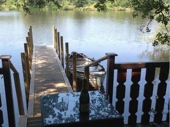 Cleveley Mere Luxury Waterside Lodges Scorton  Экстерьер фото